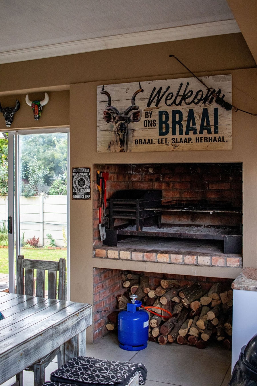 7 Bedroom Property for Sale in Aston Bay Eastern Cape